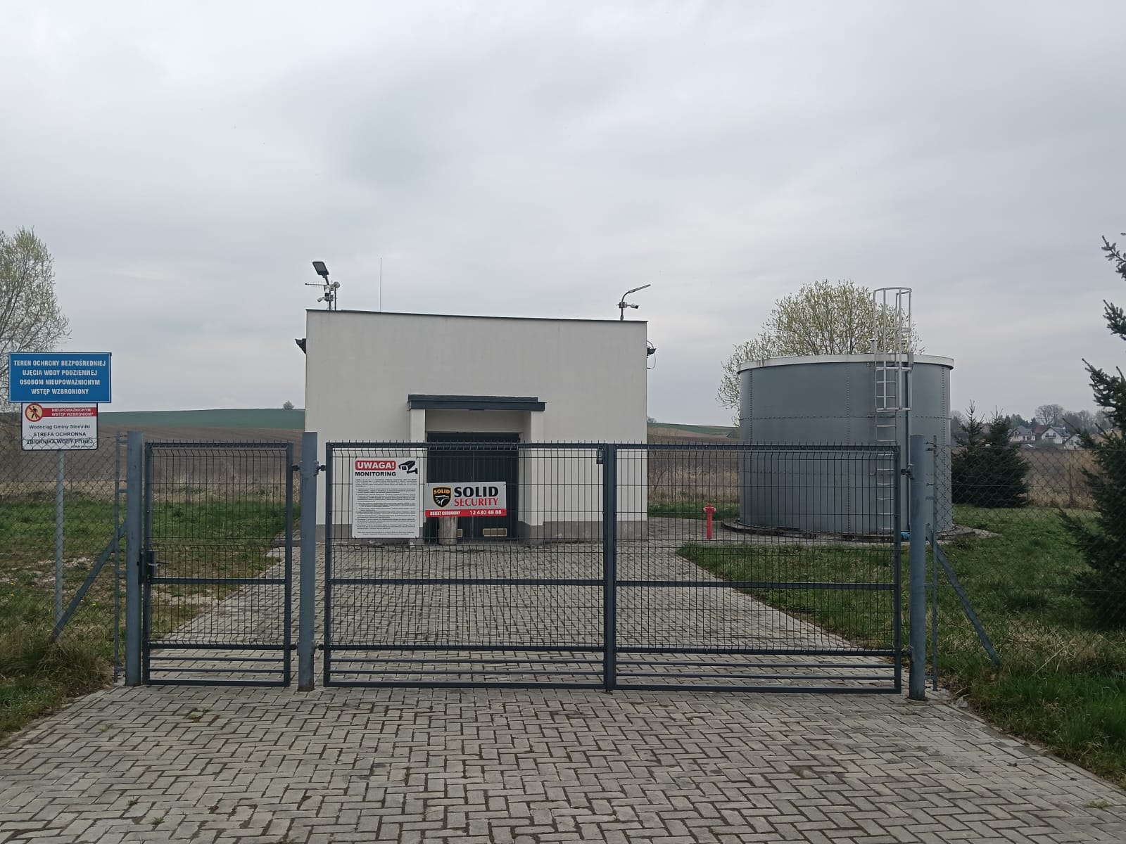 Przepompownia wody / zbiornik wodociągowy – Polanowice
